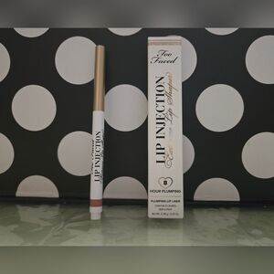 ✨️Too Faced Lip Injection Liner✨️